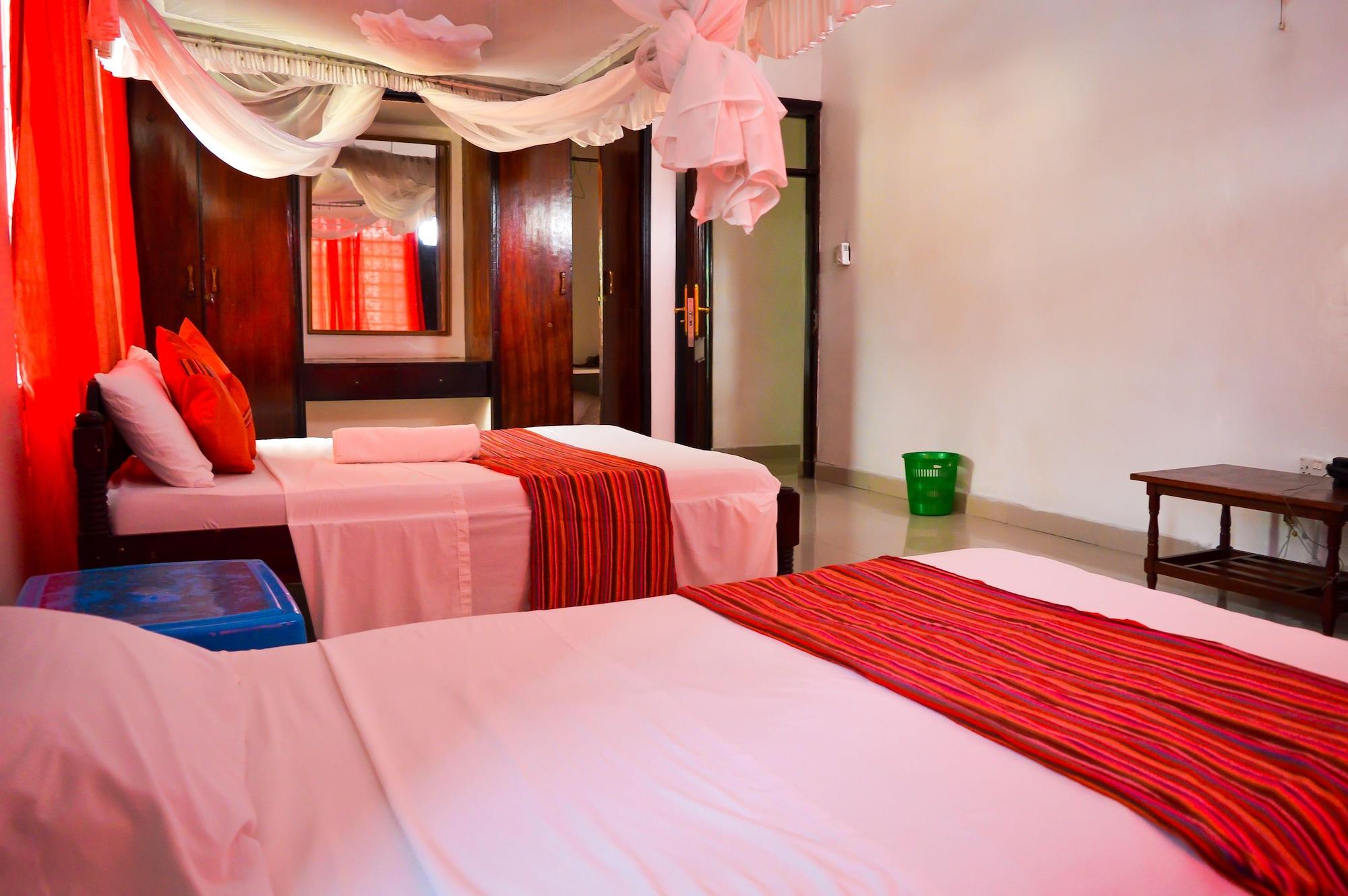 Sanana Conference Center And Holiday Resort Mombasa Bagian luar foto